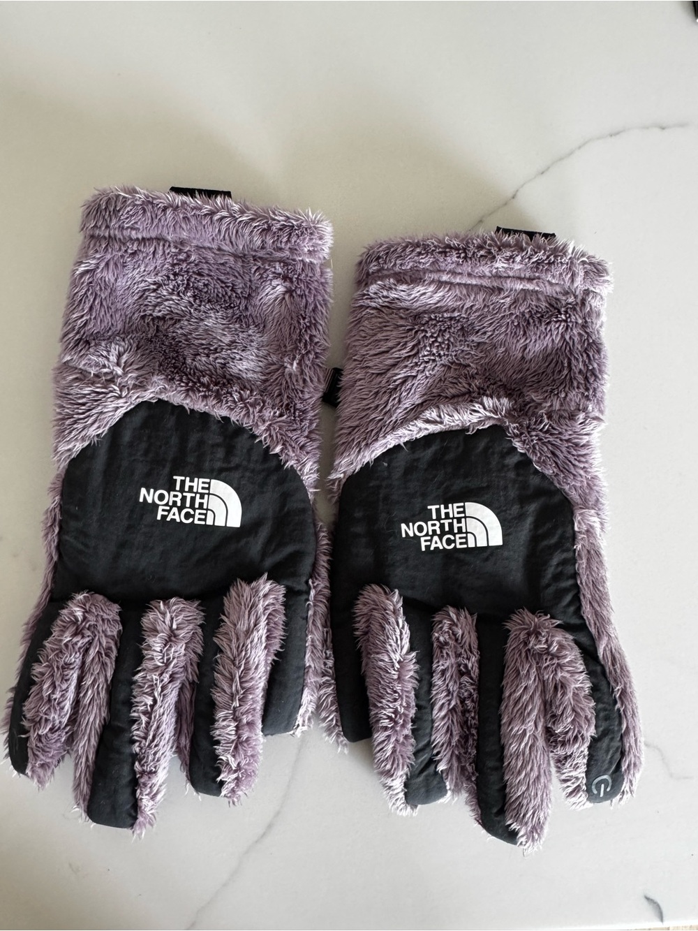 The North Face Girls Plush Purple Winter Gloves | Large